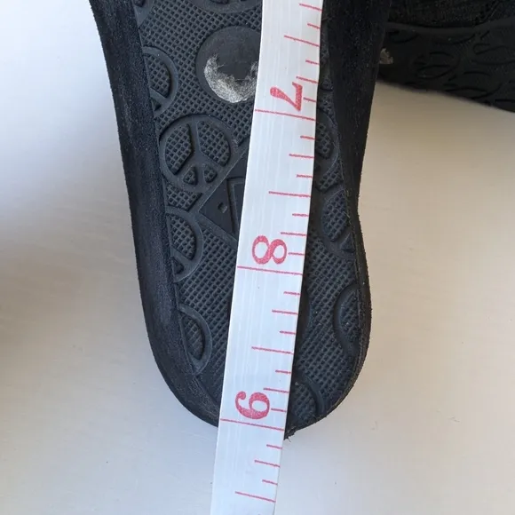 Donald J. Pliner Black Sandals with Platform Sole
