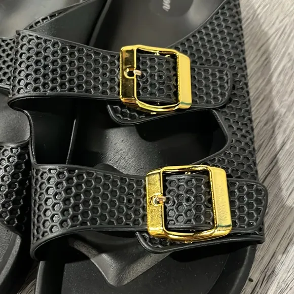Double Buckle Open Toe Sandals in black - NEW - 8 (38)