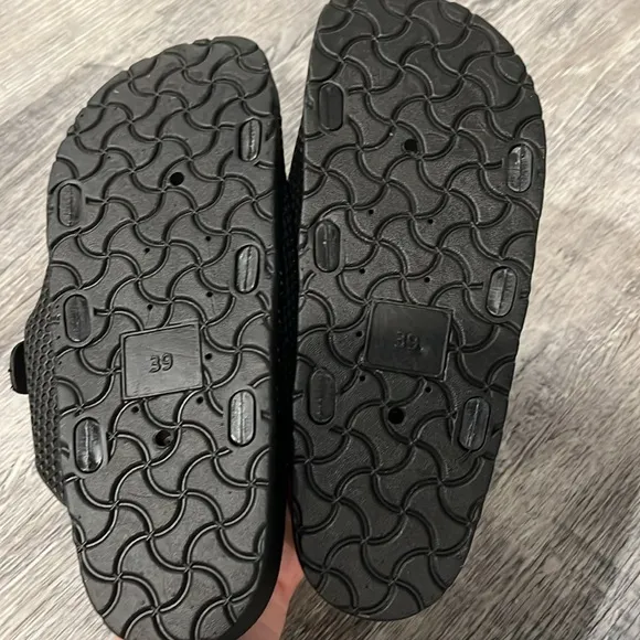 Double Buckle Open Toe Sandals in black - NEW - 8 (38)