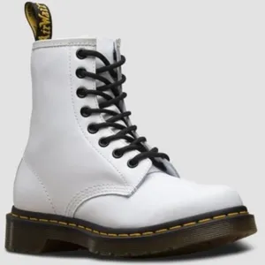 Dr. Martens 1460 Softy T Leather Lace-up Boots Combat Booties White Size 6 NEW