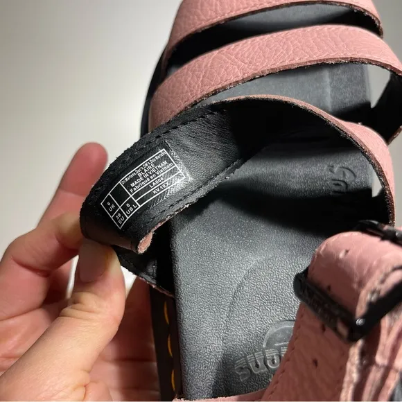 Dr. Martens BLAIRE WOMEN'S PISA LEATHER STRAP SANDALS women’s Size 8 peach beige