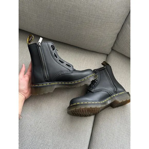 Dr Martens Women's 1460 Pascal Front Zip Boots Size US 5