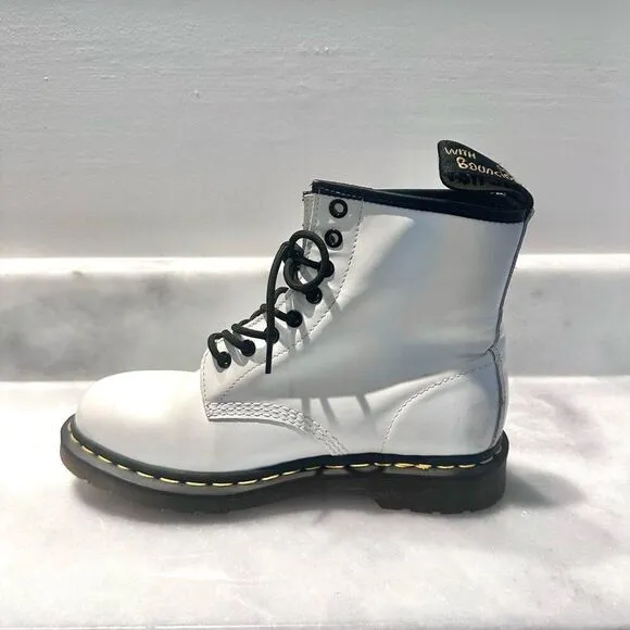 Dr. Martens Leather 8 Eye Hole Lace Up Round Toe High Cut Boots White Size 7
