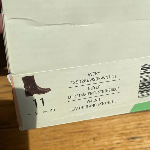 Earth Origins Avery Boots 11