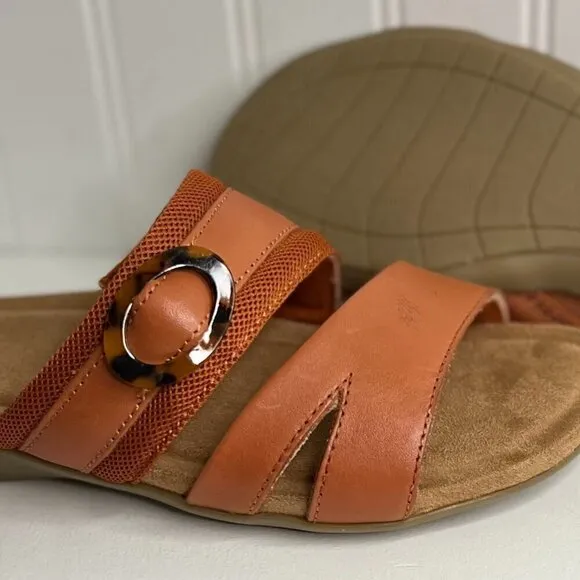 Earth Origins BRYNLEY WOMENS LEATHER BUCKLE WEDGE SANDALS Size 7.5 W