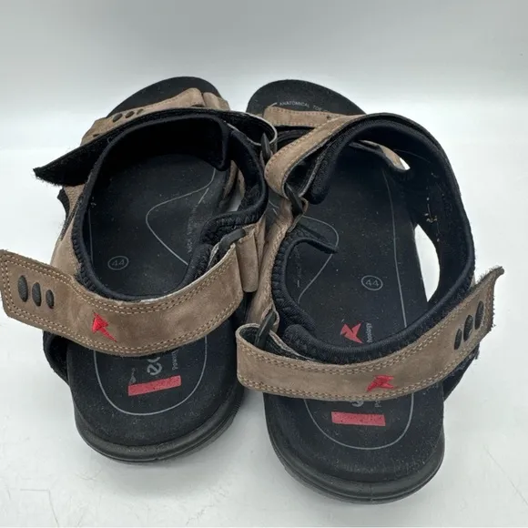ECCO Men's Brown Sandals