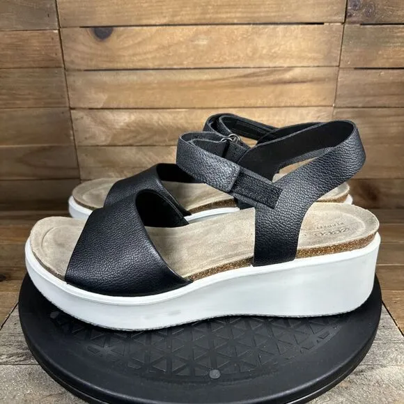 ECCO Womens Size US 10-10.5 Flowt Wedge Corksphere Sandals Black
