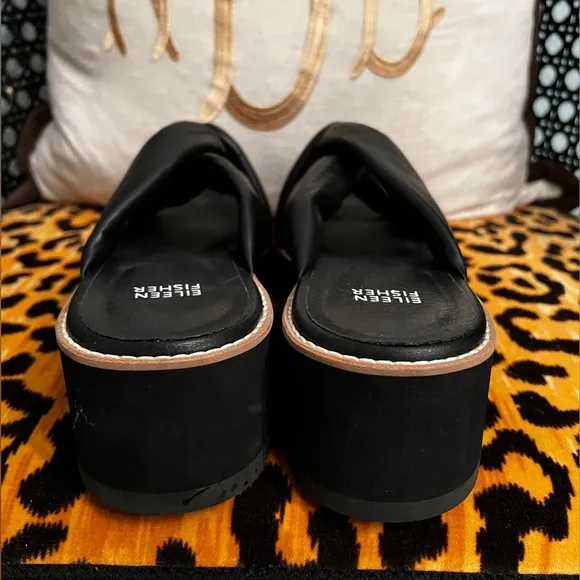 EILEEN FISHER Bene Twist Black Sandals LIKE NEW