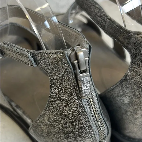 Eileen Fisher Keno Platform Sandal Silver Metallic Leather Chunky Women’s Sz 10