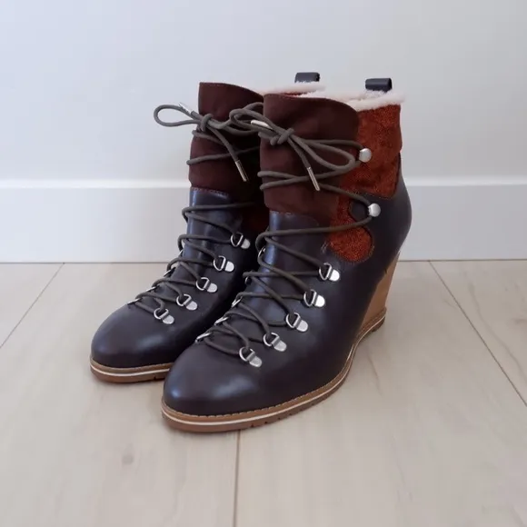EMU AUSTRALIA Havenview Wedge Boots size 11