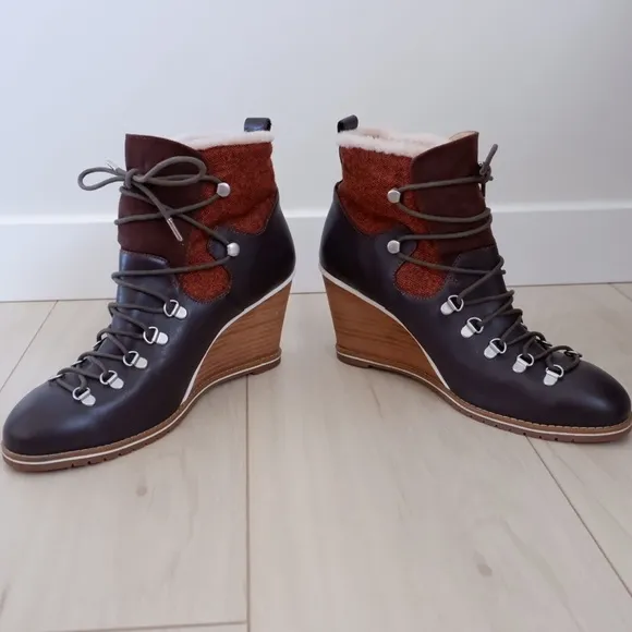EMU AUSTRALIA Havenview Wedge Boots size 11