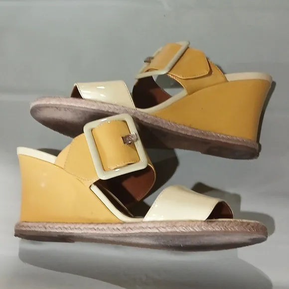 Fendi Women's Yellow and Cream Sandals with buckles size 38.5