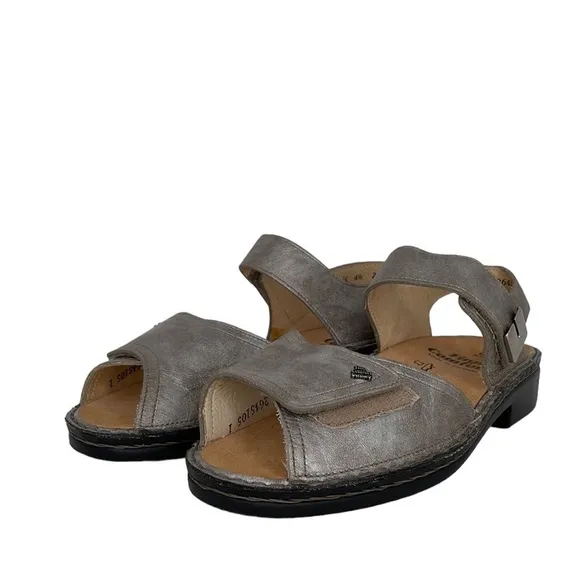 Finn Comfort Luxor Sandals NWOT Peep Toe Ankle Strap Size 7