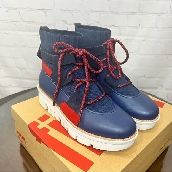 FIT FLOP GLACE KNIT ANKLE BOOTS in midnight blue size 7.