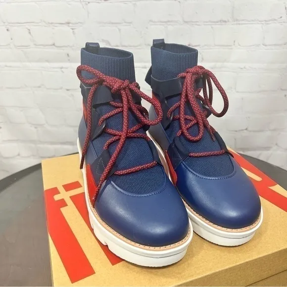 FIT FLOP GLACE KNIT ANKLE BOOTS in midnight blue size 7.