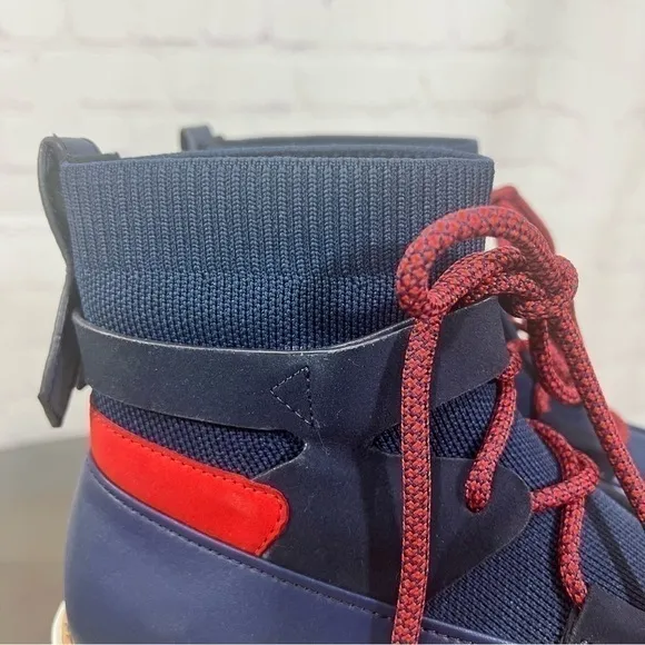 FIT FLOP GLACE KNIT ANKLE BOOTS in midnight blue size 7.