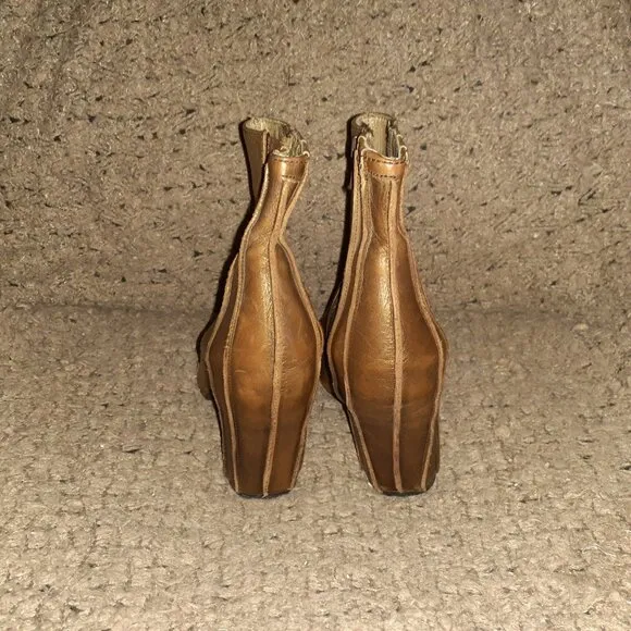 FLY LONDON-ALAR140FLy Calhariz-Metallic Bronze Leather Boots-Side Zip-Sz 37-EX