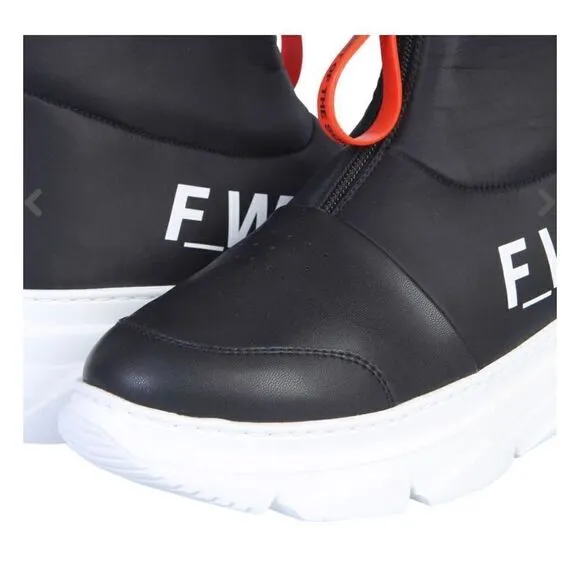 FORWARD F_WD FAUX LEATHER BOOT WITH ZIP for Women in Black NWOB Size 40/10