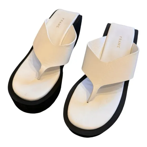 FRAME Le Ocean leather sandals NWOB
