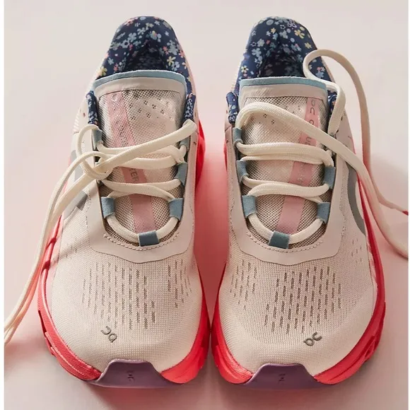 Free People x On Running Cloud-monster Sneakers Oyster Lotus 3WE30633274 VDM W8