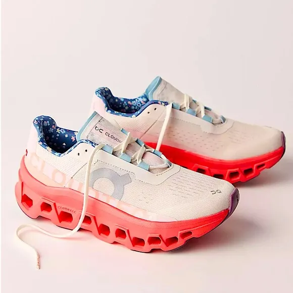 Free People x On Running Cloud-monster Sneakers Oyster Lotus 3WE30633274 VDM W8