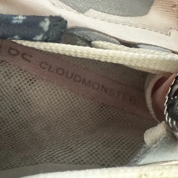 Free People x On Running Cloud-monster Sneakers Oyster Lotus 3WE30633274 VDM W8