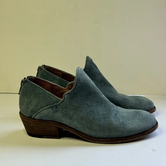 Frye Women's Carson Shootie Ankle Boot