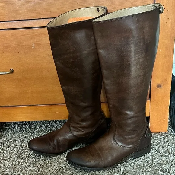 FRYE Women's Melissa Button Back Zip