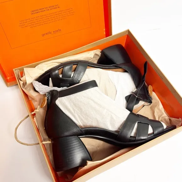 GENTLE SOULDS BY KENNETH COLE MYLA HEELED BLACK LEATHER SANDALS SIZE 10 NEW