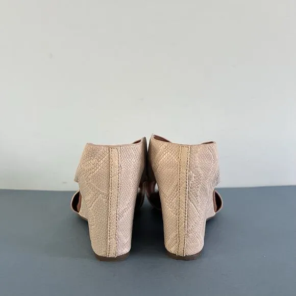Gentle Souls by Kenneth Cole Inna Snake Print Nude Comfort Wedge Sandals