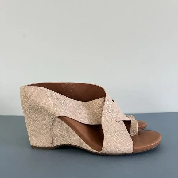 Gentle Souls by Kenneth Cole Inna Snake Print Nude Comfort Wedge Sandals