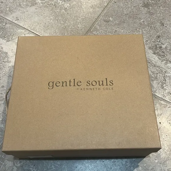 Gentle Souls Elyssa Two-Band Braided Wedge Sandals in Coral, Size 11 NEW $229