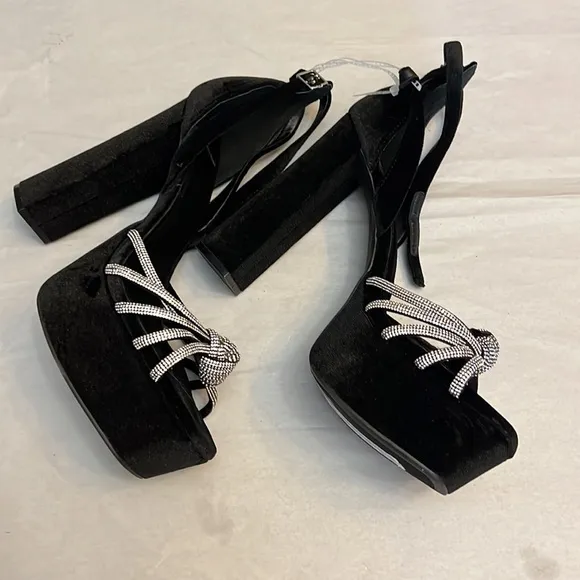 Gianni Bini Anissa Velvet Rhinestone Knot Platform Dress Sandals