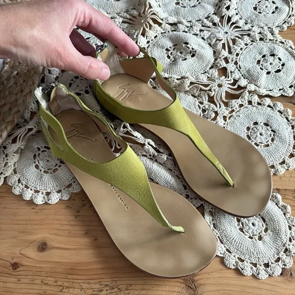 Giuseppe Zanotti Green Tan Sandals Minimalist Style