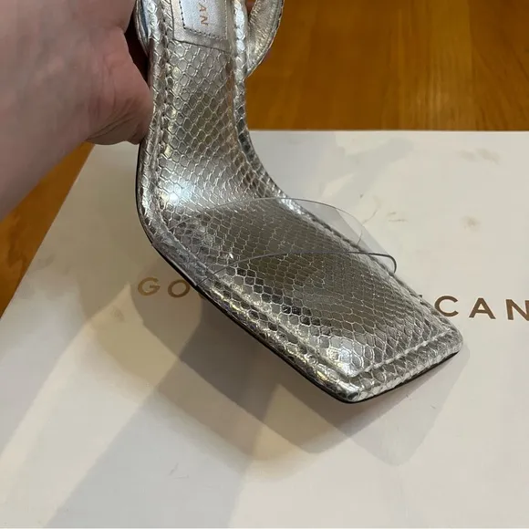 Good American Lucite Sandals Snake Skin Silver Clear Band Size 10 NIB