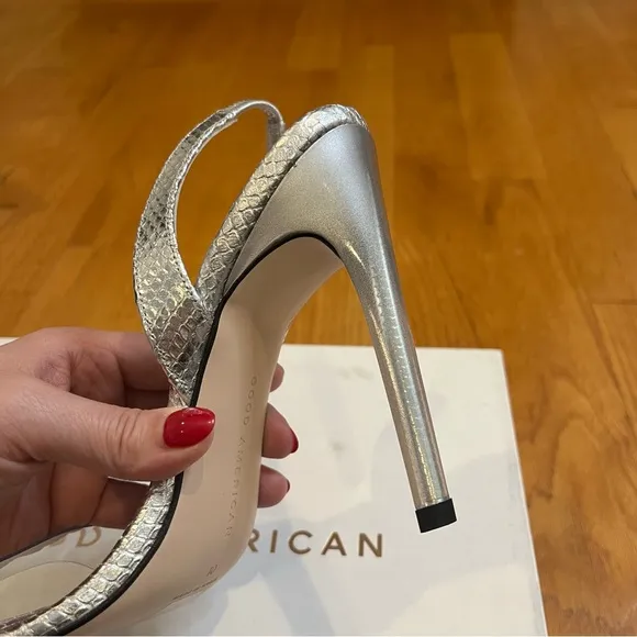 Good American Lucite Sandals Snake Skin Silver Clear Band Size 10 NIB