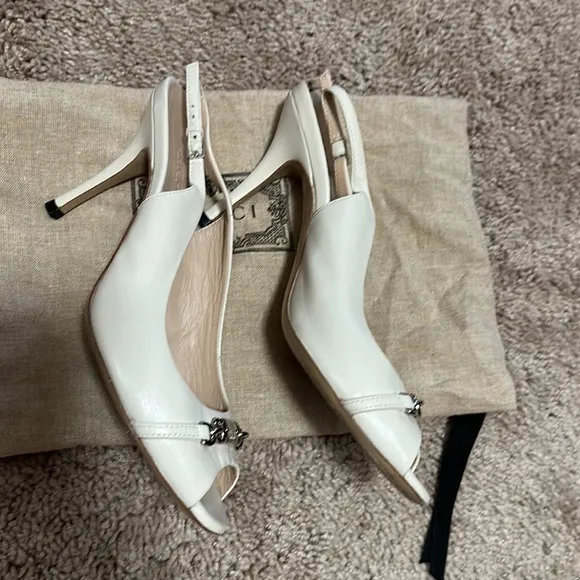 Gucci vintage sandals 👡👡🥂🍀