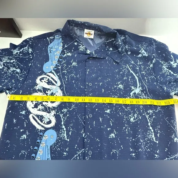 Hard Rock Cafe 90's Fender Guitar Short Sleeve Button Down Blue Men’s Size Large