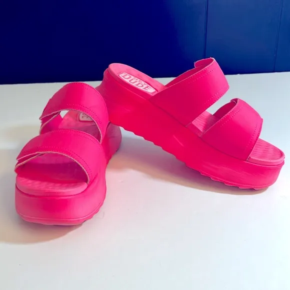 Hey Dude Delray Electric Pink Slide Sandals Size 10