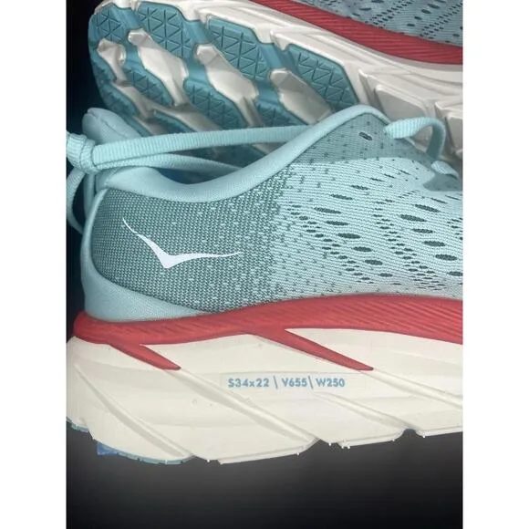 Hoka One One Clifton 8 Aquarelle Eggshell Blue  Men’s Low Neck Size 10D - NIB