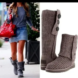 💥HOT ITEM💥UGG Cardy Sheepskin Wool Treadlite Slouch Button Boot in Grey