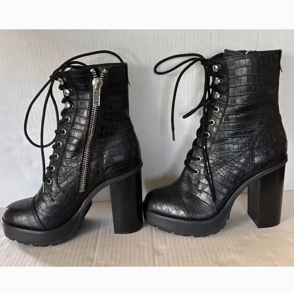 💥HOT ITEM💥Winnie Harlow x Steve Madden LisaLove Genuine Leather Croc Boots