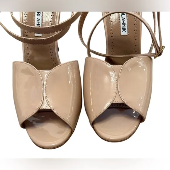 Hourani 105 patent nude sandals EUC Size 40