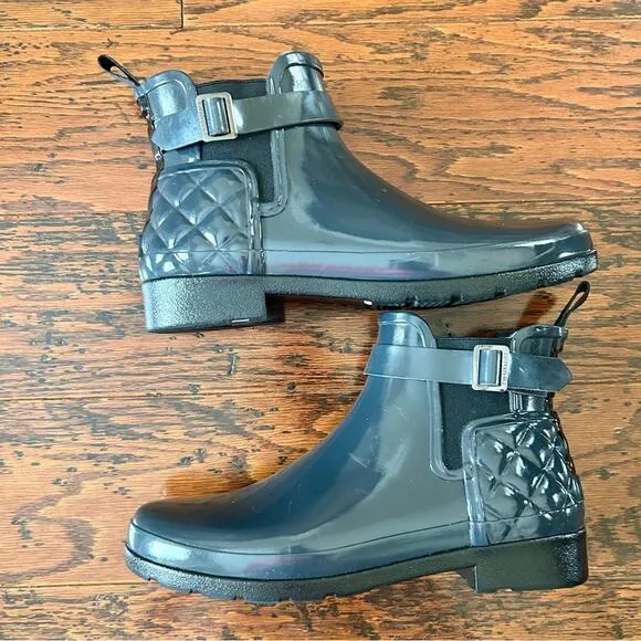 Hunter Refined Slim-Fit Quilted Gloss Chelsea Rain Boots in Gray Sz 10 NWT