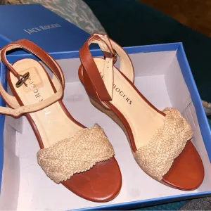 Jack Rogers Women's Tan Wedges NIB size 9