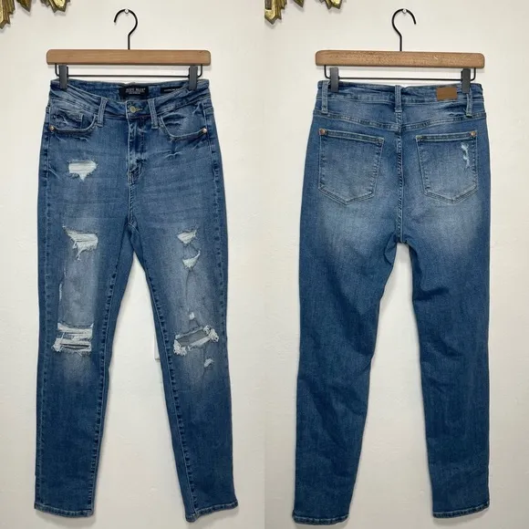 Judy Blue Anniston Boyfriend Fit Jeans