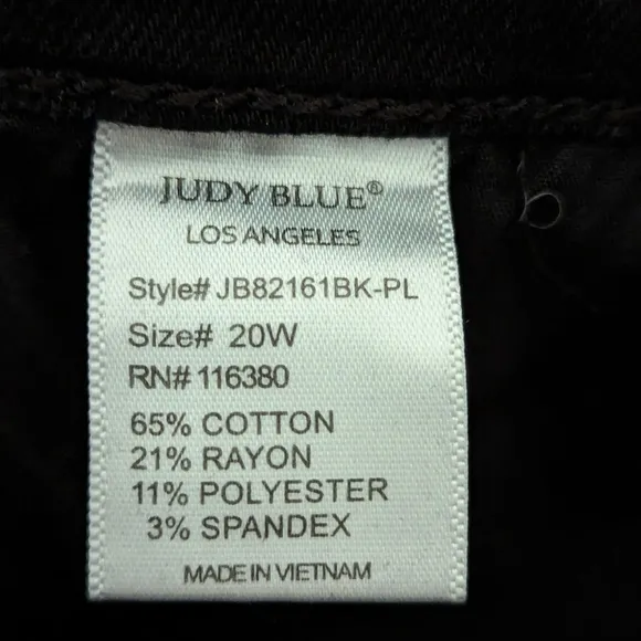 JUDY BLUE Loose Fit Distressed Black High Waist Jeans NWT Sz 20 W