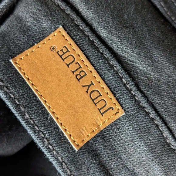 JUDY BLUE Loose Fit Distressed Black High Waist Jeans NWT Sz 20 W