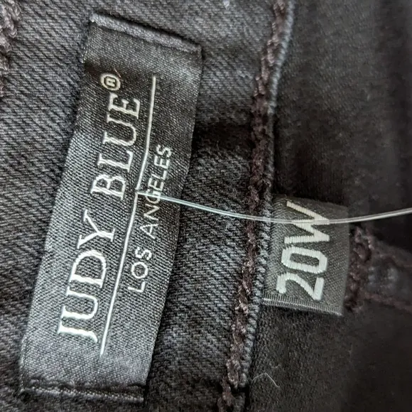 JUDY BLUE Loose Fit Distressed Black High Waist Jeans NWT Sz 20 W