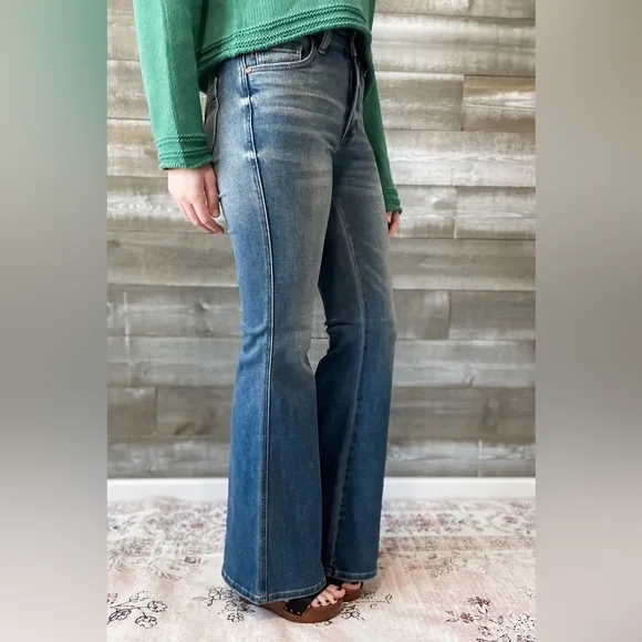 Judy Blue Mid Rise Tummy Control Top Flare Jeans Vintage Wash JB88934REG MD
